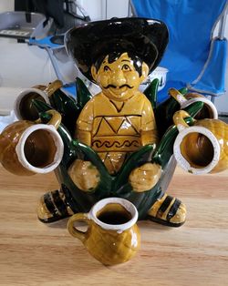 Tequila decanter shot glasses Mexican man sombrero liquid bottle man figure set 