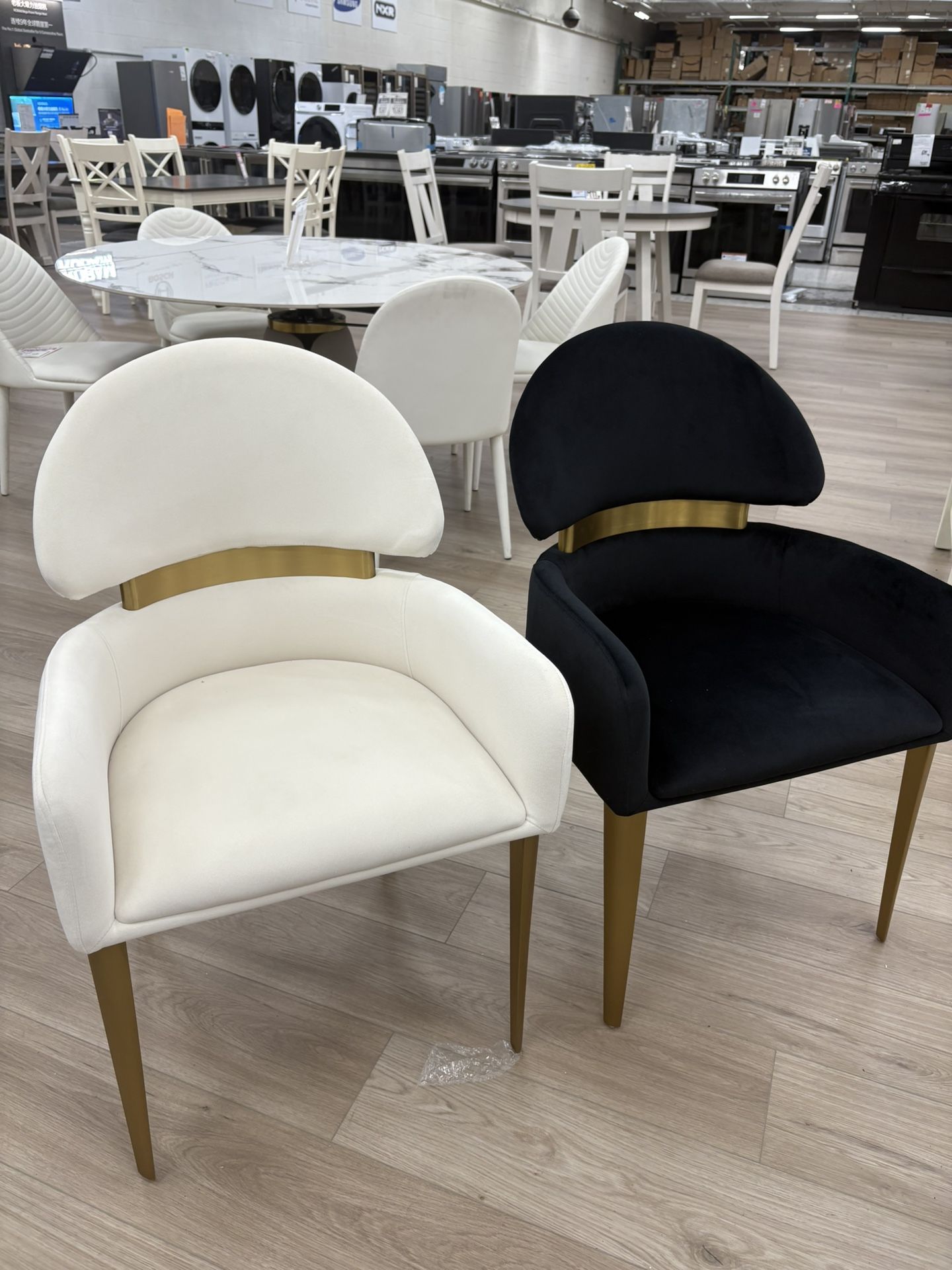 Accent Arm Chairs / Dining Room Chairs
