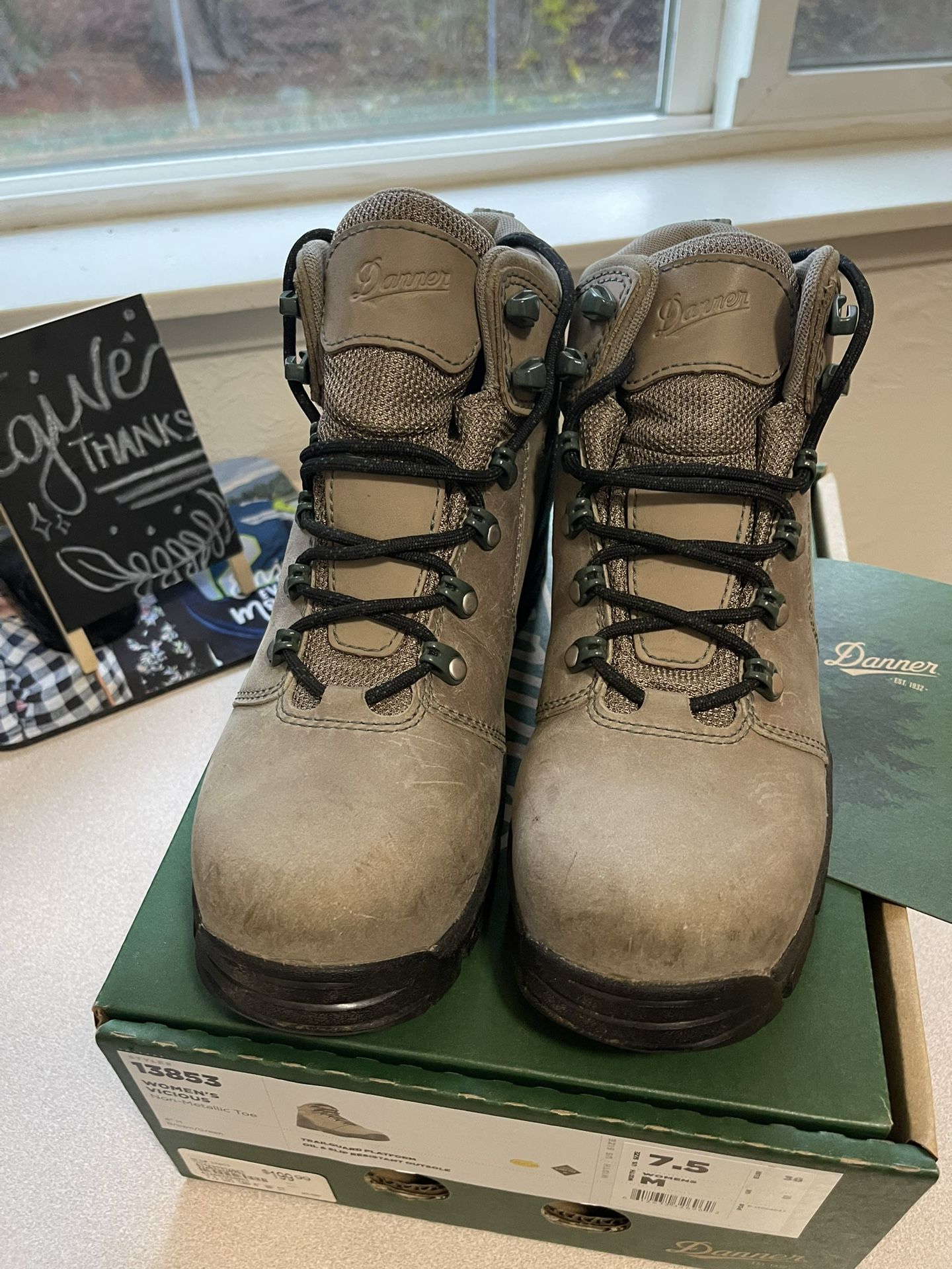 Holiday Hike / Work Boots