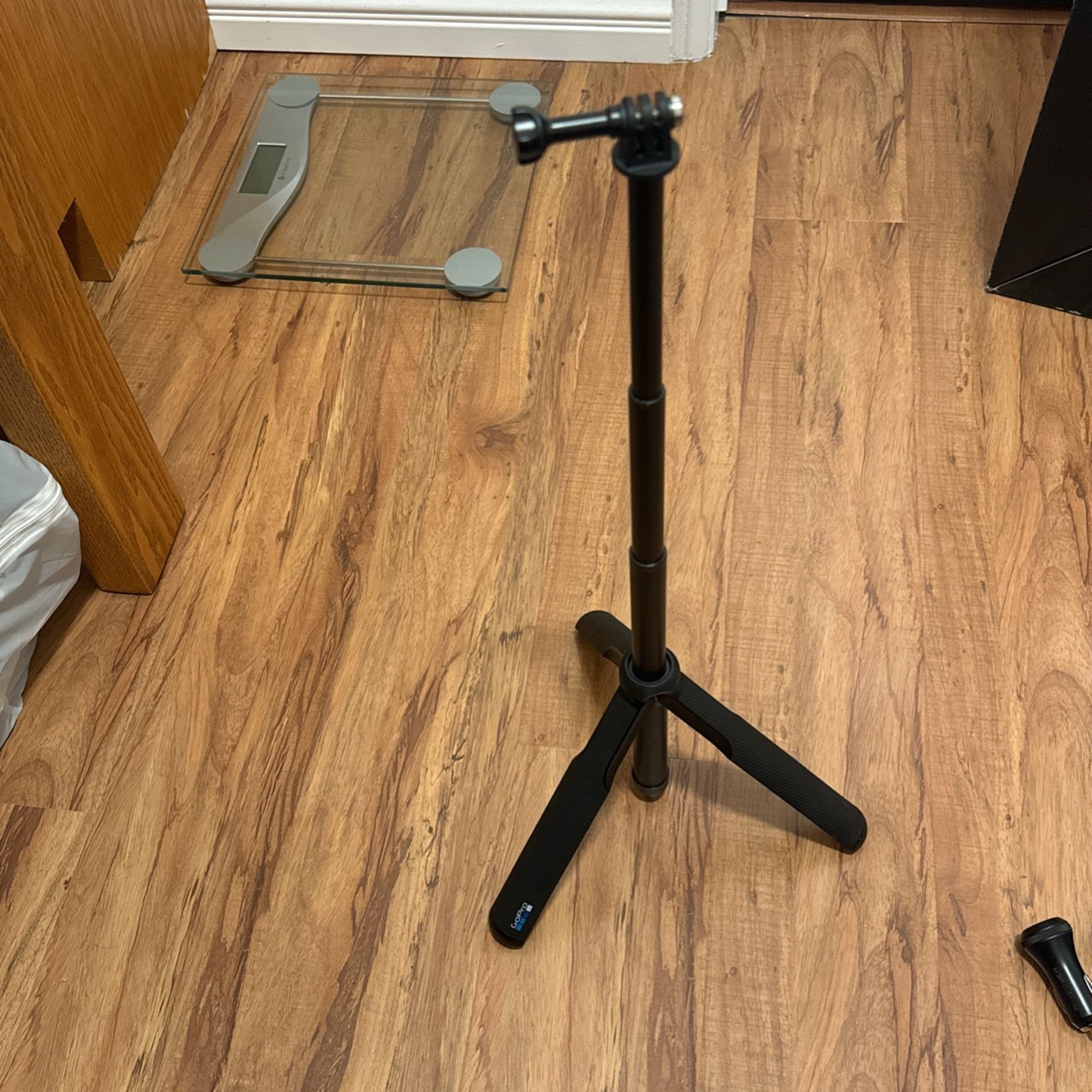 GoPro Grip + Tripod - Official GoPro Mount