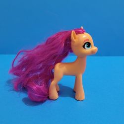 My Little Pony Best Movie Friends Sunny Starscout Figure G5. Orange Pink Hair.