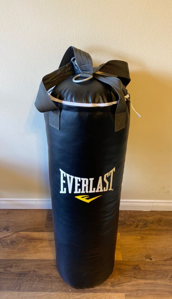 Everlast Punching Bag for Sale in Pasadena, CA OfferUp