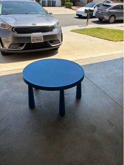 Free ikea kids table