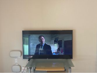 Onn. TV + Swivel Wall Mount
