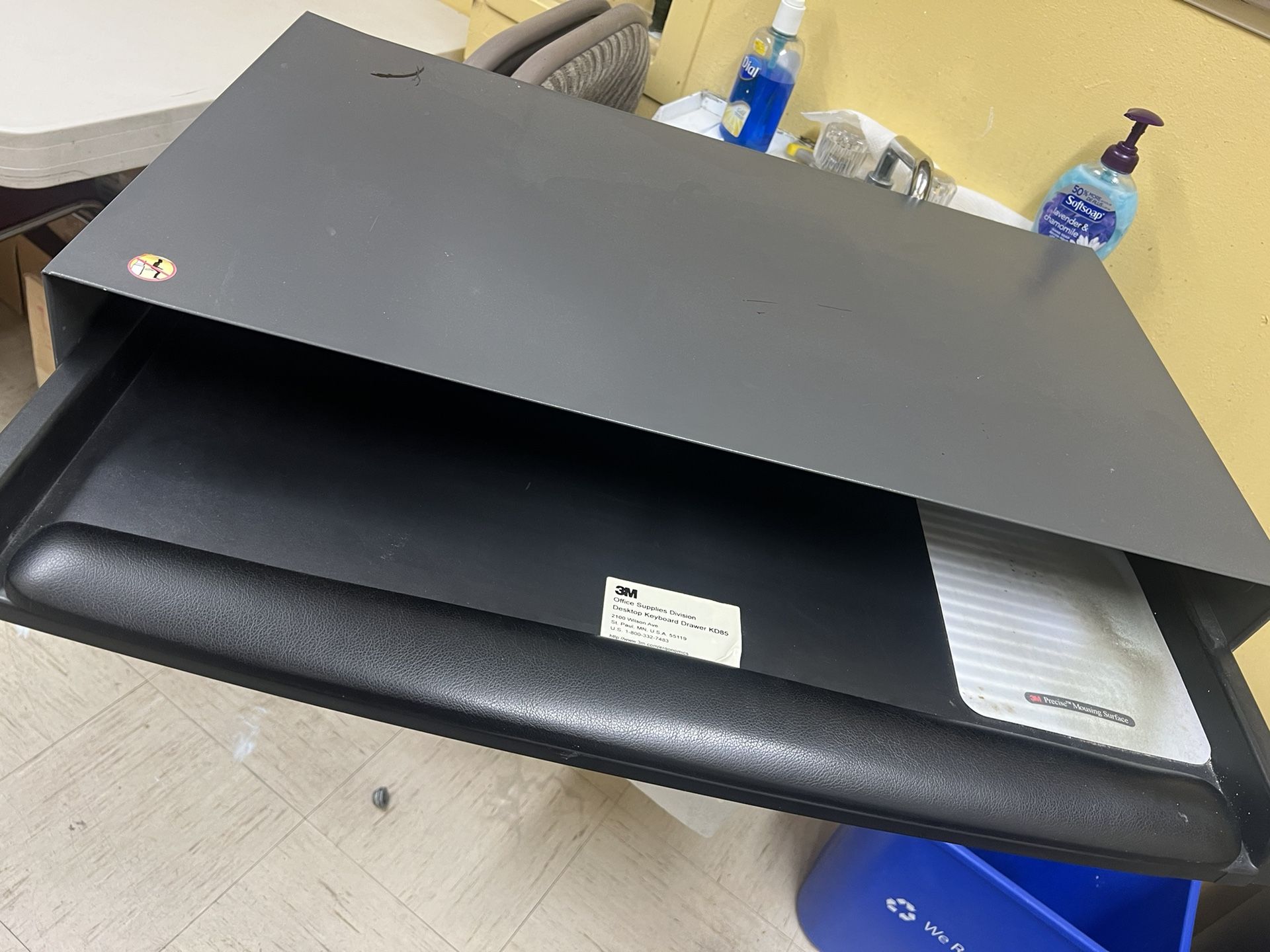 Desktop Keyboard Drawer KD85