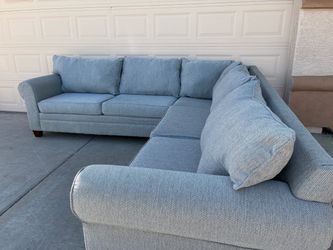 Sectional Couch-Free Delivery