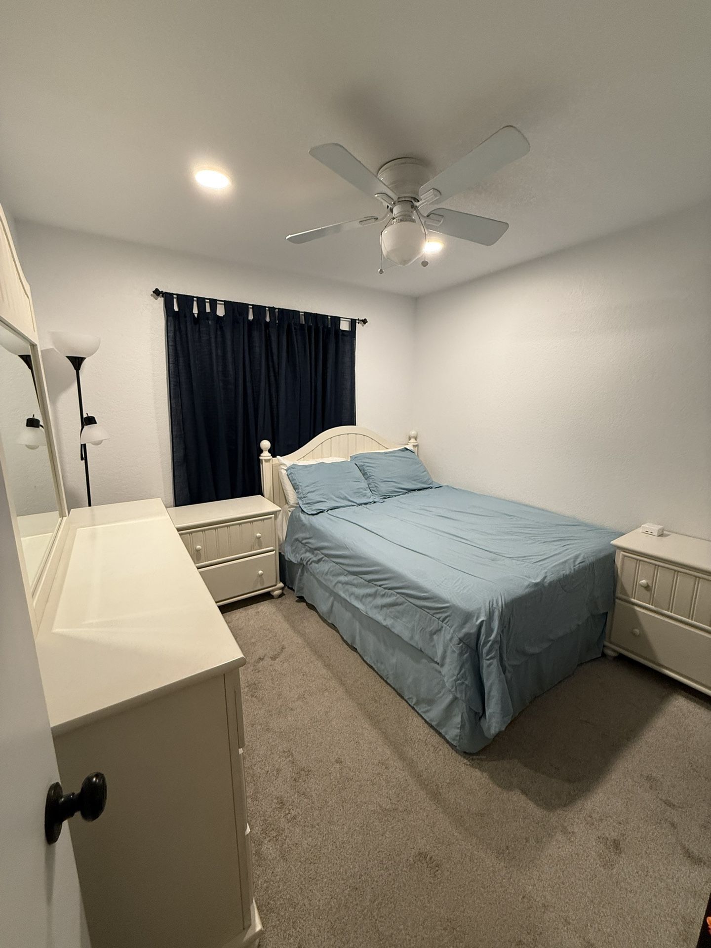 6 Piece Bedroom Set 