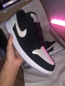Jordan 1 Low Diamond Shorts Size 7.5, 12