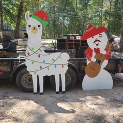 Outdoors And Indoor Christmas  Items