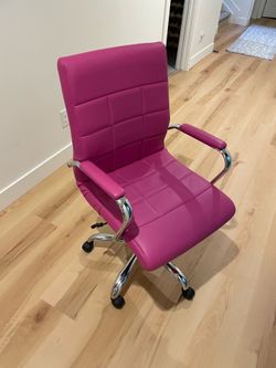 Vinyl Swivel Office Chair in Pink