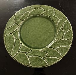 European Country Majolica Cabbage Leaf Platter Charger 13"