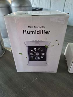 Mini air cooler