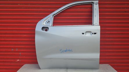 Chevrolet Silverado 1500 Left Side Front Door 2019-2023