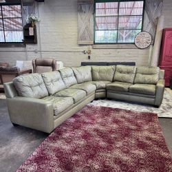 Large Distressed Leather Couch American Leather Sectional Sofa (Delivery Available)