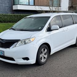 2013 Toyota Sienna
