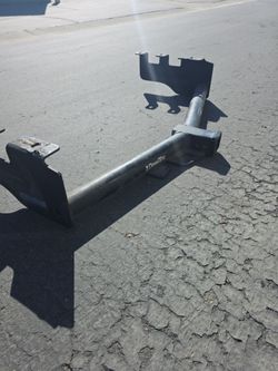 1998 TO 2006 SILVERADO TOW HITCH