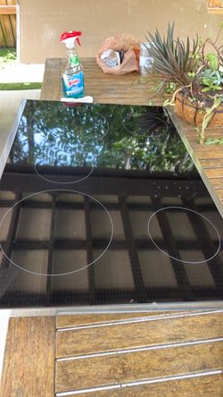 Jen Air - Electric Glass Cooktop 4-Burner Stovetop