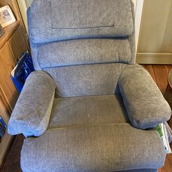 Used Lazy Boy Rocker/ Recliner Chair