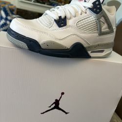 🎅🎅 Jordan Retro 4s “ Midnight Navy “  Youth Size 5 And 5.5 🎅🎅