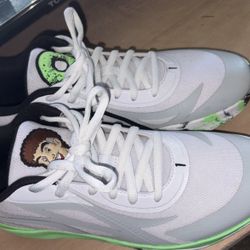 LAMELO BALL Basketball shoes