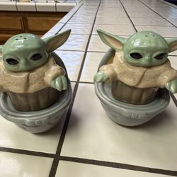 Baby Yoda S&P Shaker