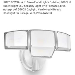 Lutec Led 80 W Dusk It On An Outdoor Security Floodlight