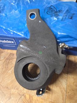 2 slacks Adjuster  for trucks