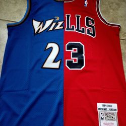 Michael Jordan Bulls Jersey 