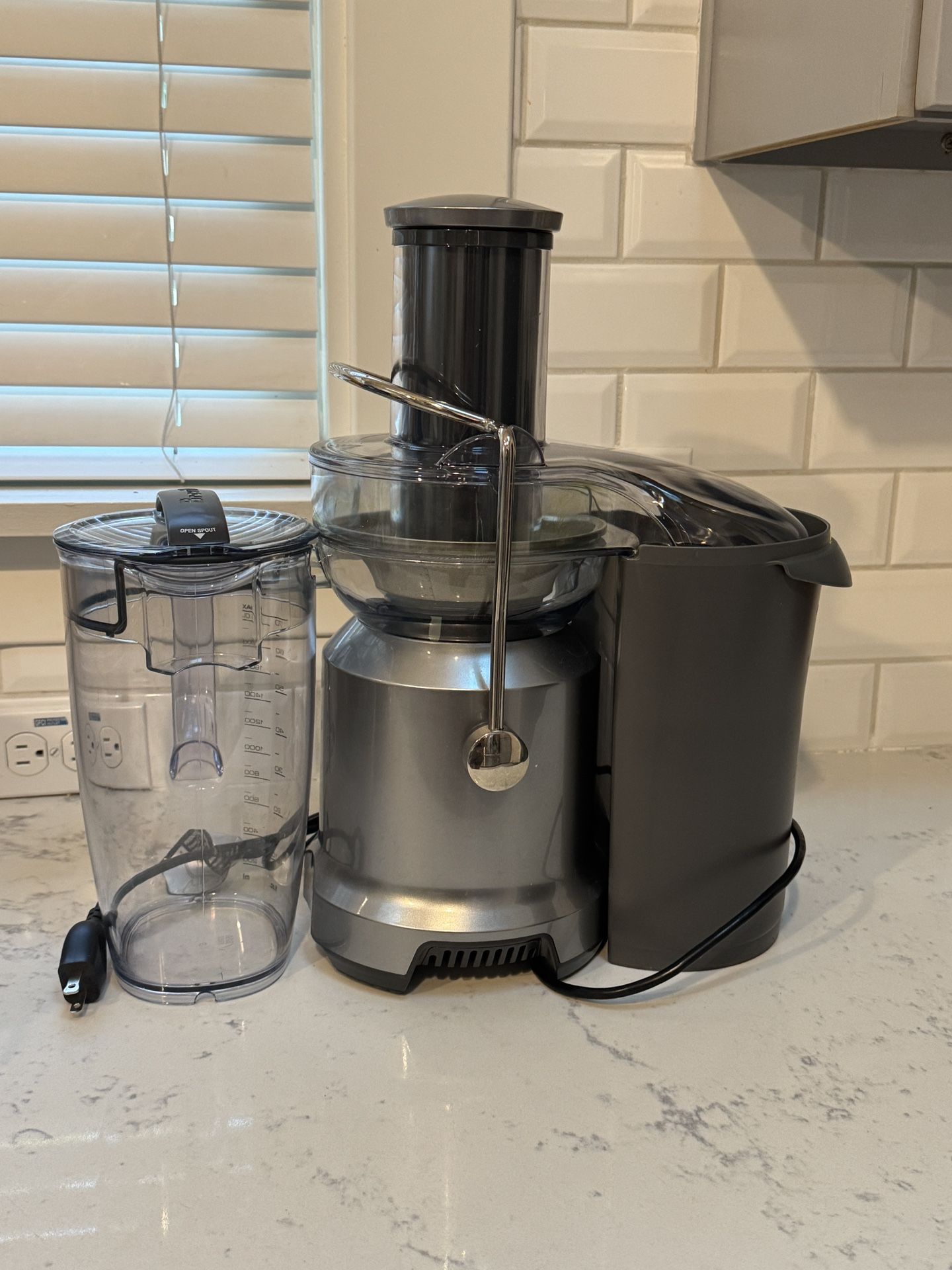 ๐ Breville Juice Fountain Cold Juicer โ Like New!