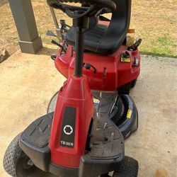 30 Inch Troy Bilt Pony Riding lawn Mower