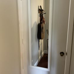 Door Mounted Mirror/Jewelry holder 