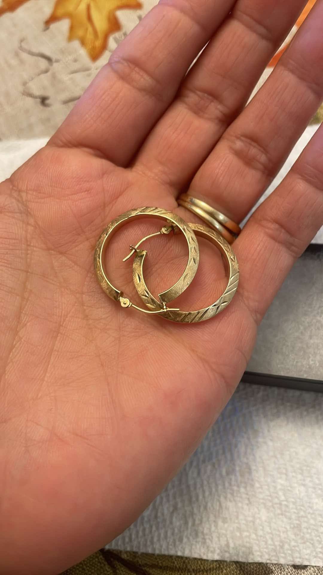 10K Hoop Earrings
