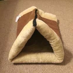 Two In One Kitty Shack Cat Tube and Bed
