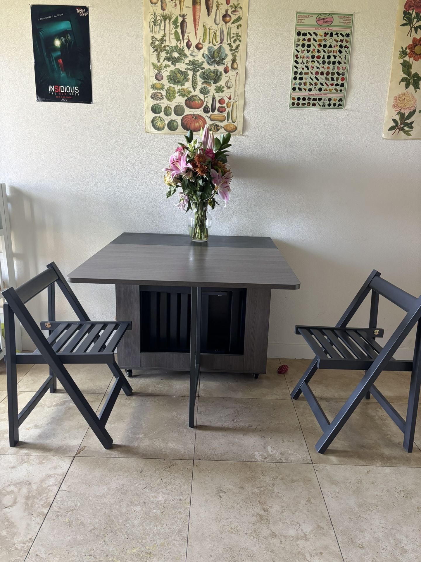 Foldable Table