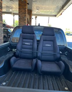 Corbeau racing seats