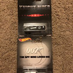 Hot wheels premium knight rider and 007 the spy who loved me