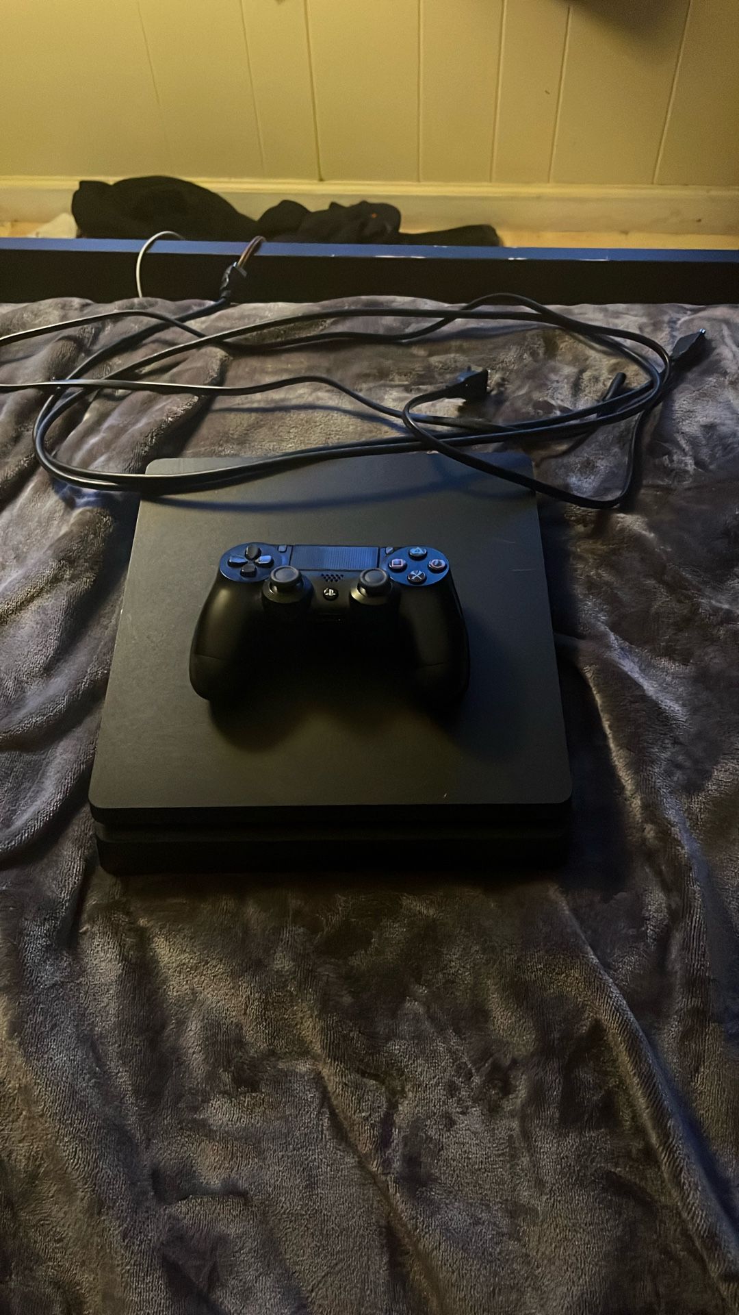 PS4 Slim