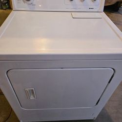 Kenmore 80 Series Gas Dryer In Good Working Condition 