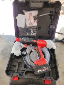Cordless paint sprayer