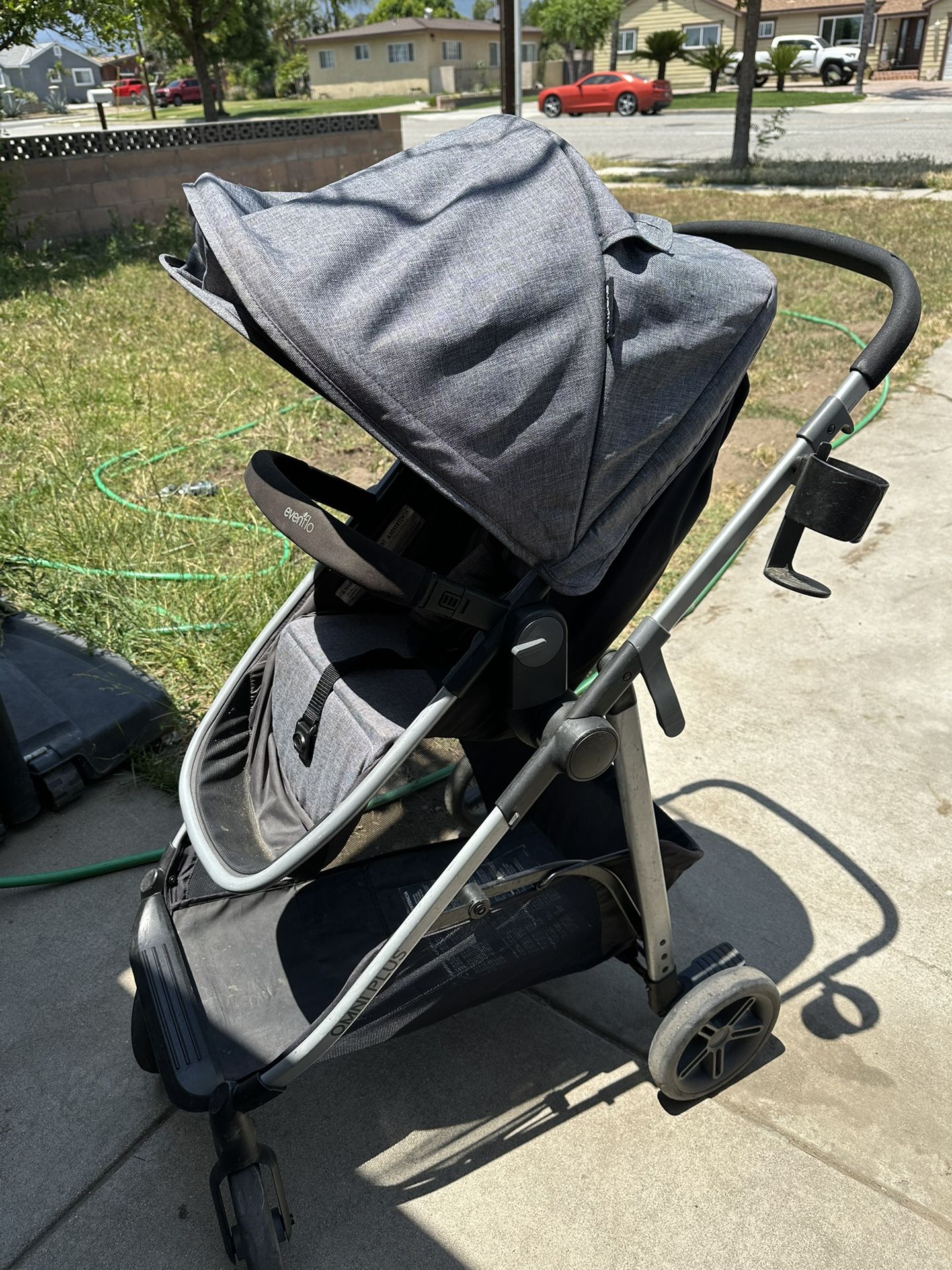 Evenflo Stroller With Car seat and Car seat Base