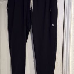 Men’s Vuori Black Joggers Size Med. 