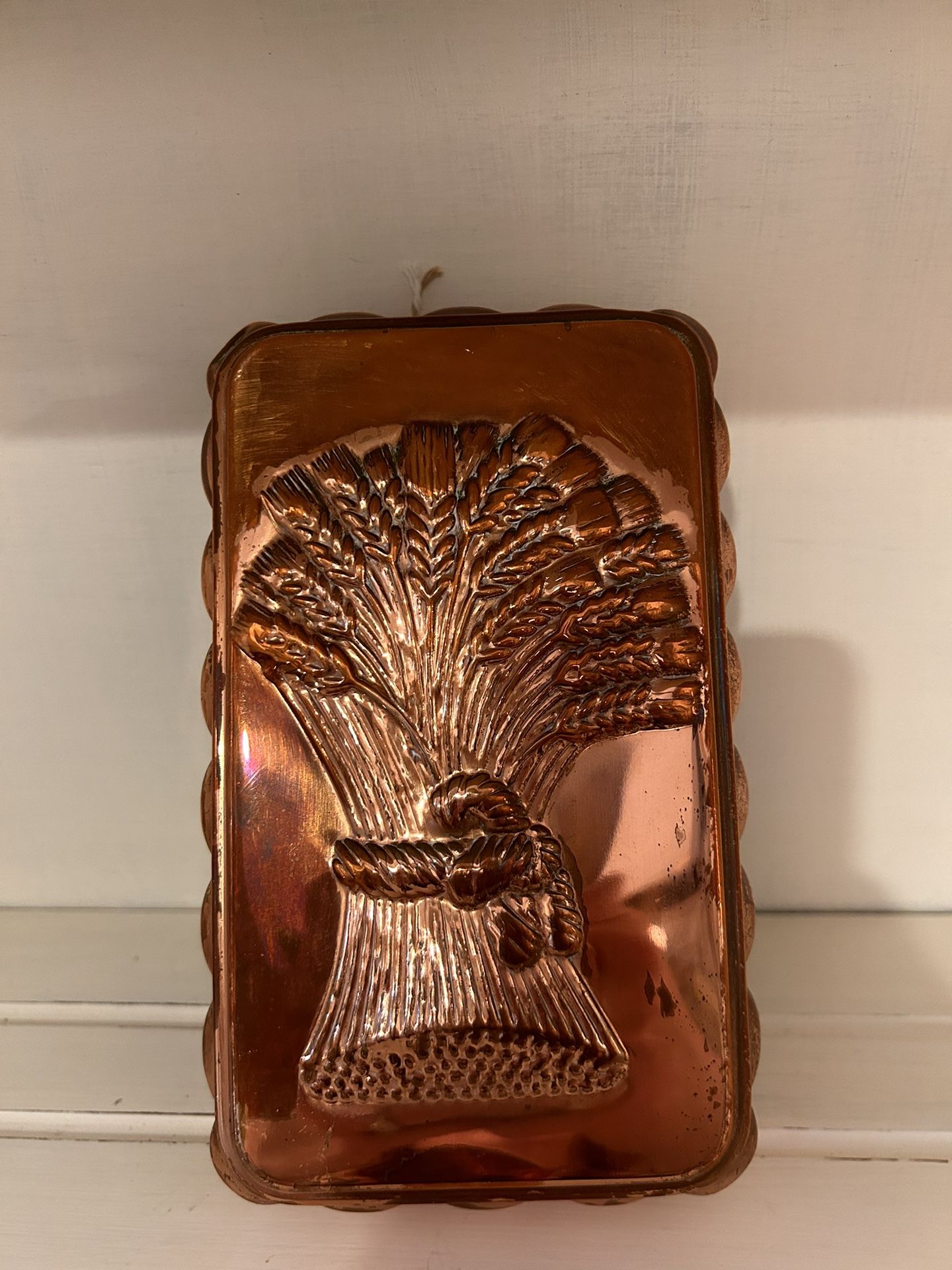 Vintage Solid Copper Mold W/ Fall Wheat Motif