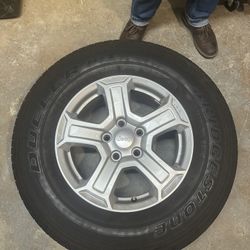 Wrangler JL OEM 17 inch wheels