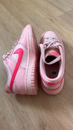 Pink Nike dunks