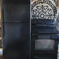 GE REFRIGERATOR AND GLASSTOP ELECTRIC STOVE,  3 MONTHS WARRANTY,  FREE DELIVERY AND INSTALLATION 