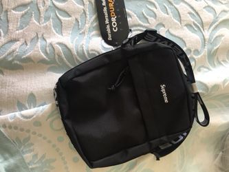 Supreme shoulder bag