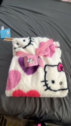 New Hello Kitty twin size