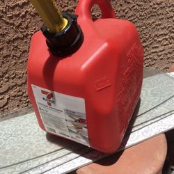 2 Gallon Gas Fuel Can