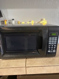 Black Countertop Microwave with Digital Display