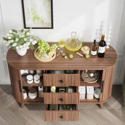 🎄 Christmas Edition: Elegant Walnut Sideboard with Fluted Design